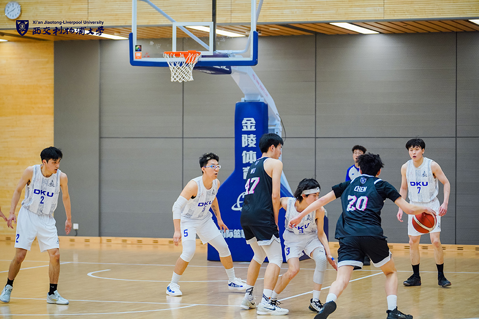 鲁本阿莫林
